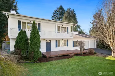 7037 NE 137th Street, Kirkland, WA 98034 - Photo 2