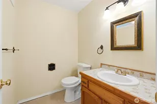 2198 Aurora Ct, Oak Harbor, WA 98277 - Photo 22