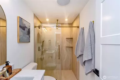7210 Seward Park Avenue S, Seattle, WA 98118 - Photo 12