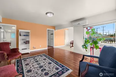 233 W Third Street, Port Angeles, WA 98362 - Photo 8