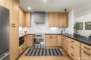6223 85th Ave W, University Place, WA 98467 - Photo 14