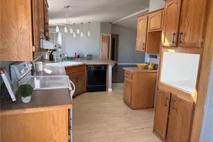 612 Orchard Dr SW, Mattawa, WA 99349 - Photo 4