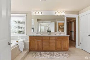11935 SE 76th St, Newcastle, WA 98056 - Photo 26
