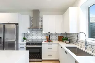 1556 S Pearl St, Seattle, WA 98108 - Photo 4
