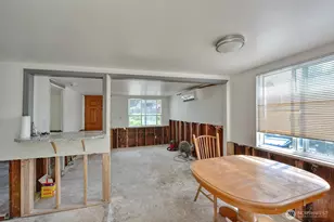 325 N Hawthorne St, Burlington, WA 98233 - Photo 16