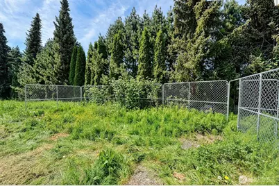 325 N Hawthorne Street, Burlington, WA 98233 - Photo 12