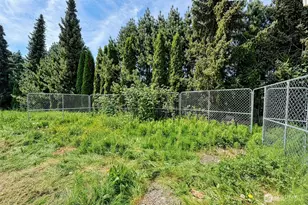 325 N Hawthorne St, Burlington, WA 98233 - Photo 12