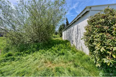 325 N Hawthorne Street, Burlington, WA 98233 - Photo 8