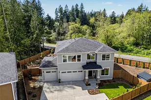 6410 213th Ave Ct E, Bonney Lake, WA 98391 - Photo 2