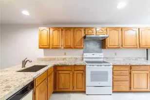 15307 15th Ave NE, Shoreline, WA 98155 - Photo 8
