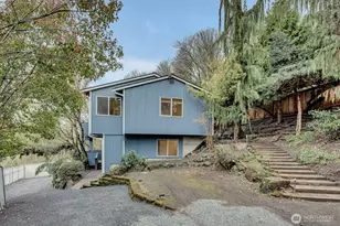 1915 11th Ave S, Seattle, WA 98134 - Photo 2