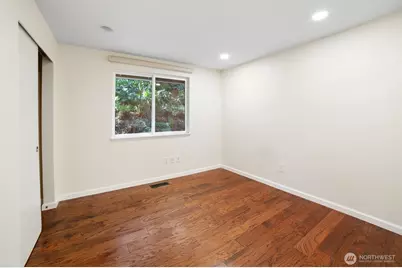 839 NE 200th Street, Shoreline, WA 98155 - Photo 10
