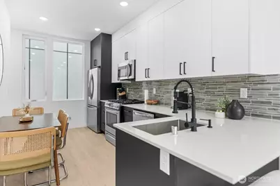4301 26th Avenue SW, Seattle, WA 98106 - Photo 16