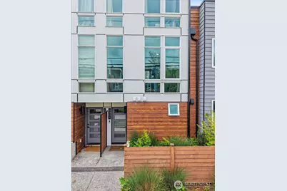 4301 26th Avenue SW, Seattle, WA 98106 - Photo 2