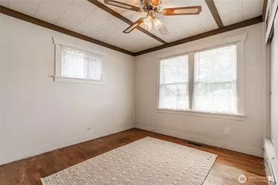 6713 128th Street E, Puyallup, WA 98373 - Photo 14