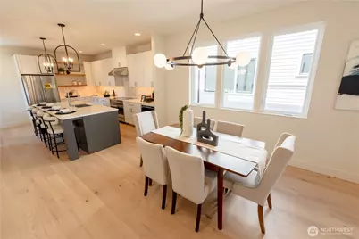 13540 39th Avenue NE #B, Seattle, WA 98125 - Photo 8