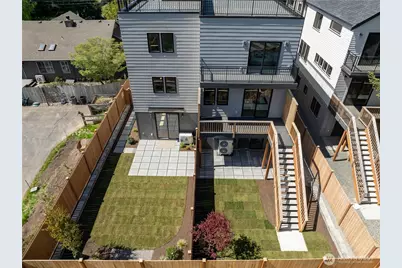 13540 39th Avenue NE #B, Seattle, WA 98125 - Photo 22