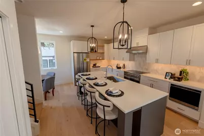 13540 39th Avenue NE #B, Seattle, WA 98125 - Photo 10