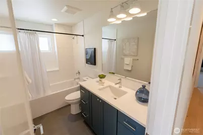 13540 39th Avenue NE #B, Seattle, WA 98125 - Photo 18