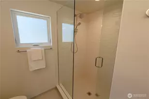 13540 39th Ave NE, Seattle, WA 98125 - Photo 10