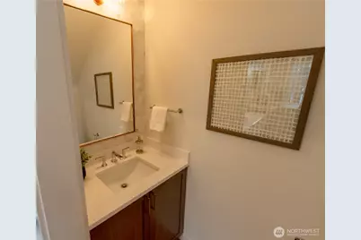 13540 39th Avenue NE #C, Seattle, WA 98125 - Photo 6