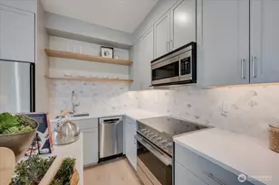 13540 39th Ave NE, Seattle, WA 98125 - Photo 4