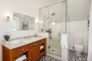 546 N 75th St, Seattle, WA 98103 - Photo 22