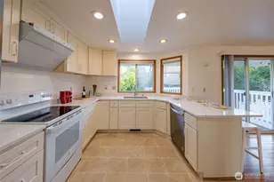 830 234th St SE, Bothell, WA 98021 - Photo 6