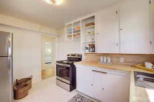 6827 36th Ave NE, Seattle, WA 98115 - Photo 12