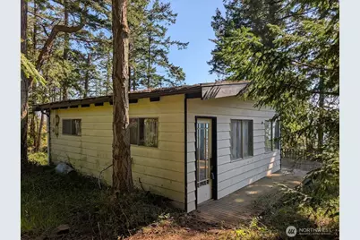 7537 Holiday Boulevard, Guemes Island, WA 98221 - Photo 4
