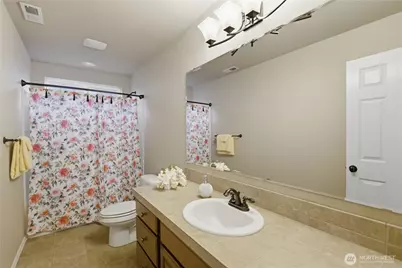 12855 NE 197th Place, Woodinville, WA 98072 - Photo 20