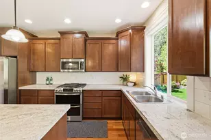17921 120th St Ct E, Bonney Lake, WA 98391 - Photo 10