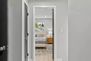 8117 17th Ave SW, Seattle, WA 98106 - Photo 18