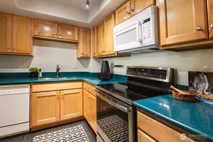 2001 E Yesler, Seattle, WA 98122 - Photo 6