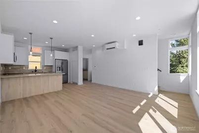1136 A NW 57th Street, Seattle, WA 98107 - Photo 6