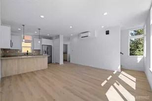 1136 A NW 57th St, Seattle, WA 98107 - Photo 6