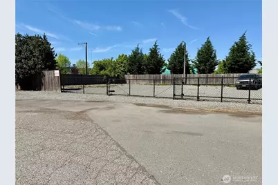 7121 49th Street E #38, Fife, WA 98424 - Photo 18