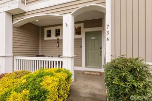 734 Glenmore Loop, Port Orchard, WA 98366 - Photo 2