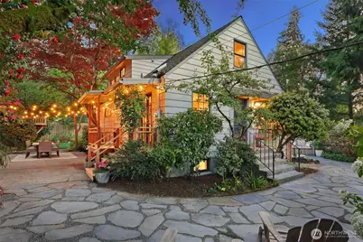 3803 NE 82nd Street, Seattle, WA 98115 - Photo 1