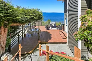 2122 Halleck Ave SW, Seattle, WA 98116 - Photo 2
