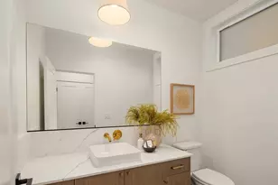 4406 1st Ave NE, Seattle, WA 98105 - Photo 20