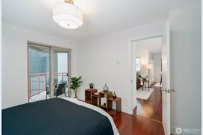 711 E Denny Way #306, Seattle, WA 98122 - Photo 14
