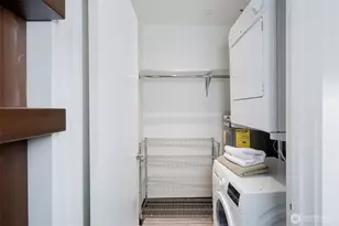 711 E Denny Way, Seattle, WA 98122 - Photo 10