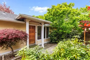 1811 29th Ave, Seattle, WA 98122 - Photo 4