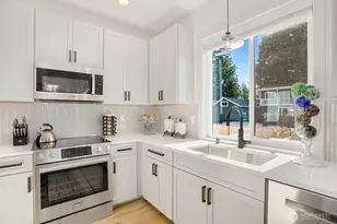 12734B 7th Ave NW, Seattle, WA 98177 - Photo 12