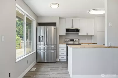 2735 26th Street SE, Auburn, WA 98002 - Photo 6