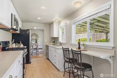 21225 96th Avenue W, Edmonds, WA 98020 - Photo 14