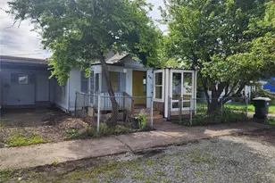 241 SW 10th St, Chehalis, WA 98532 - Photo 2