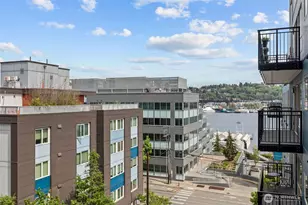 701 Galer St, Seattle, WA 98109 - Photo 28
