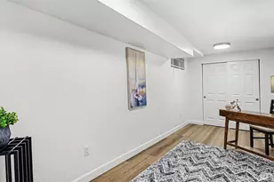 11040 40th Ave NE, Seattle, WA 98125 - Photo 12